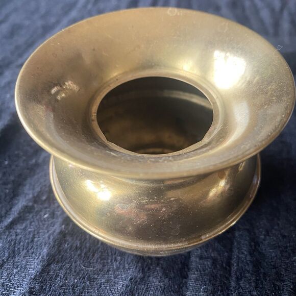 Vintage Brass Spittoon Cuspidor Bowl. Small. Mid Century Modern. - Picture 3 of 7